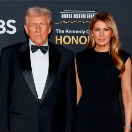 Мелания Тръмп отново събра погледите: стил и блясък на церемонията в Центъра „Кенеди" ВИДЕО