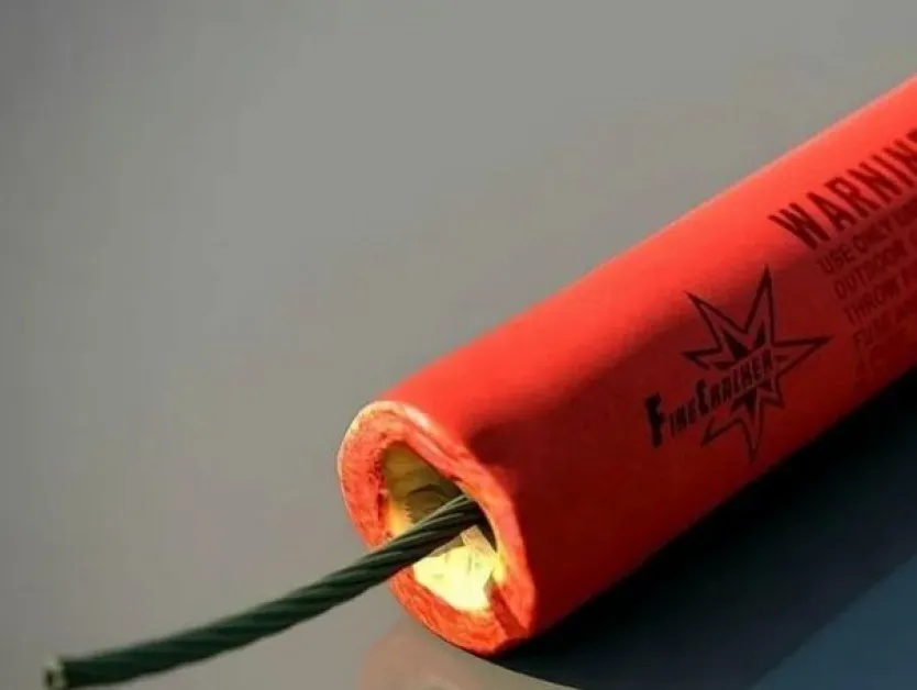 Хвърлиха пиратка по майка, бутаща количката с тримесечното си бебе