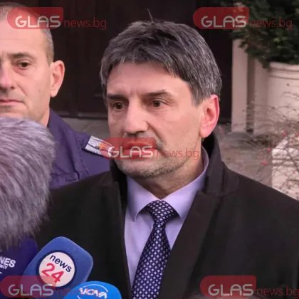 Длъжници на заложни къщи и фирми за бързи кредити са