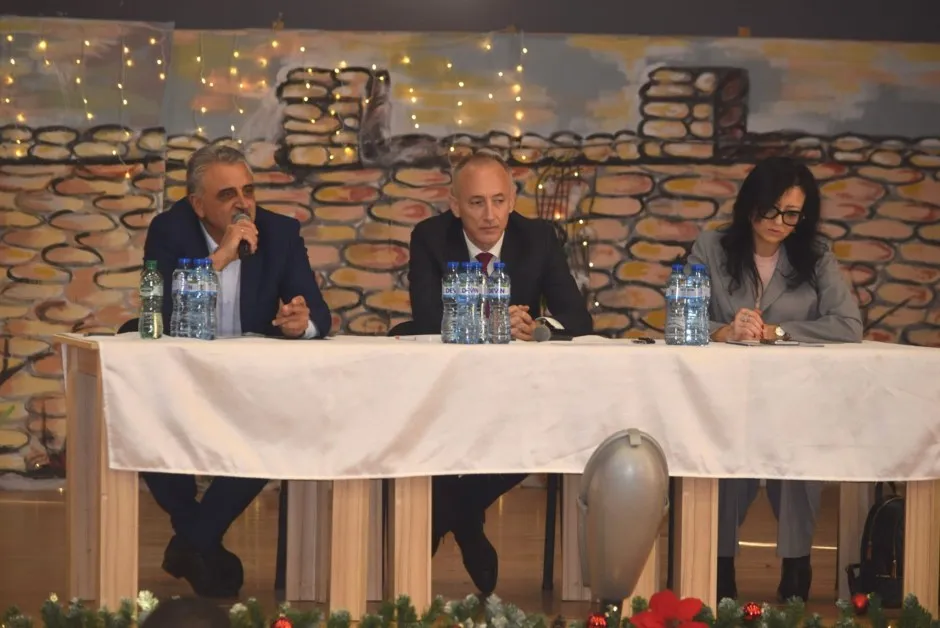 Министър Красимир Вълчев обсъди с учители и директори от Община Марица проблеми и бъдещи приоритети в образованието