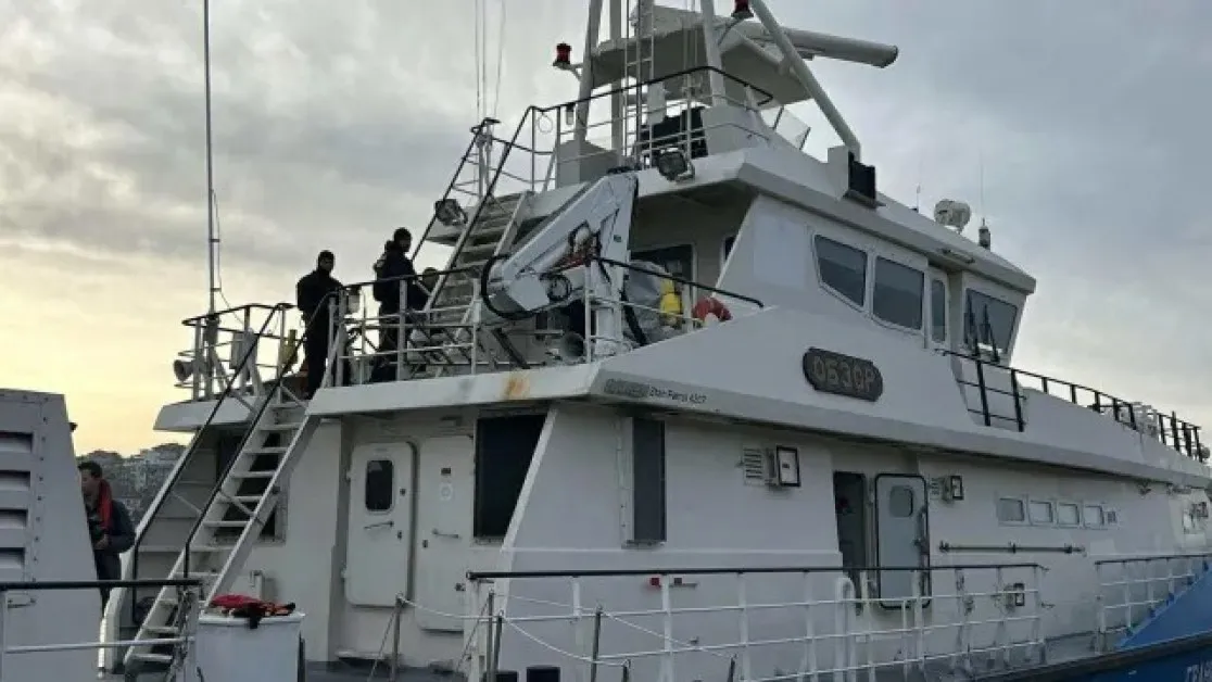 Гранична полиция тръгна към заседналия край Ахтопол танкер „Кайрос"