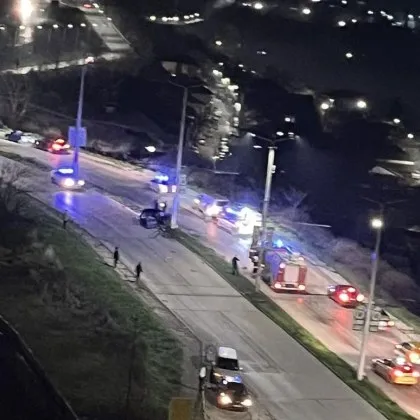 Тежка катастрофа е станала в Русе тази нощ Автомобил се е