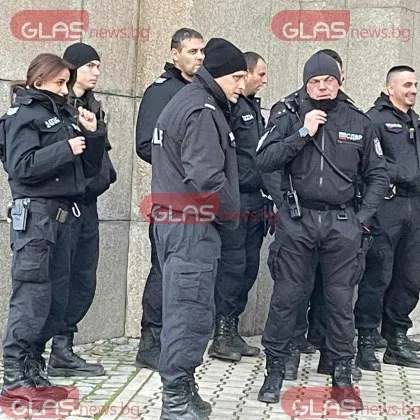 Над 20 души са били задържани до момента Това съобщи пред