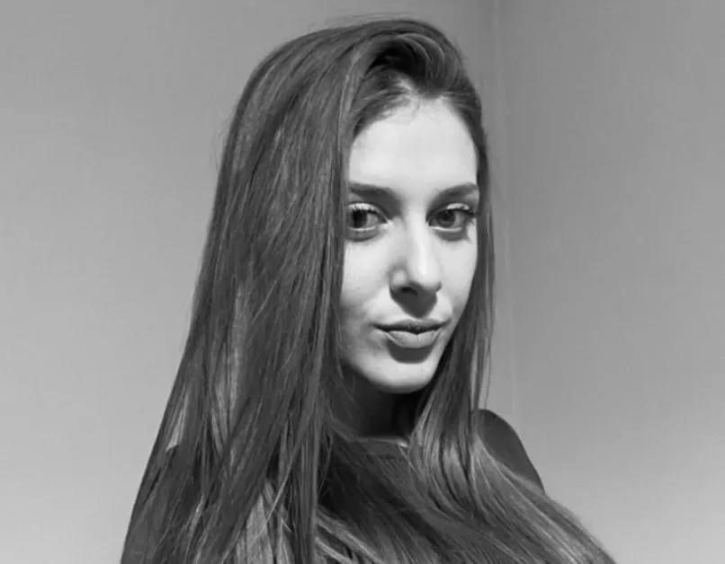 Бяла Слатина се прощава с Кристин, която загина в катастрофа край Бобов дол