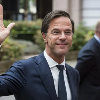 Генералният секретар на НАТО Марк Рюте призова всички съюзници да положат по големи