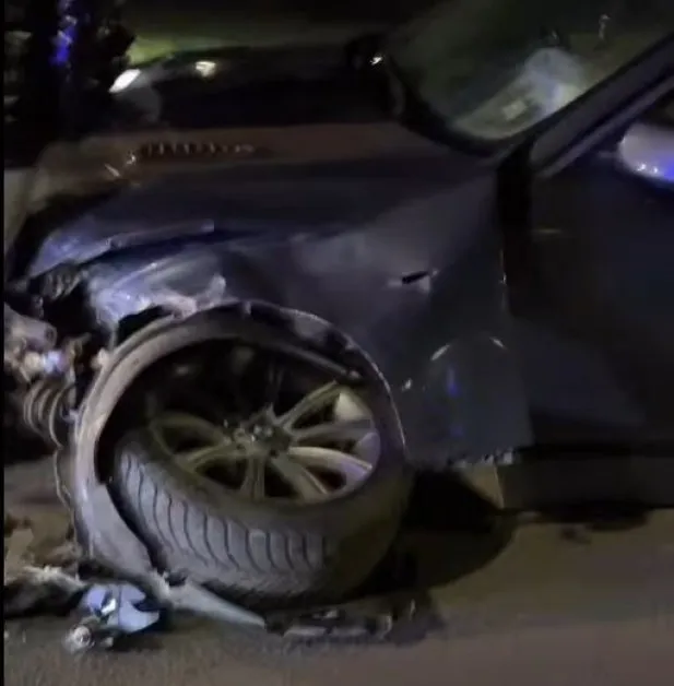 Меле с три коли в нощна София, щетите сериозни ВИДЕО+СНИМКИ