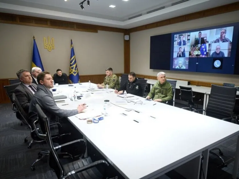 Зеленски проведе спешни разговори с екипа на Тръмп относно гаранциите за сигурност