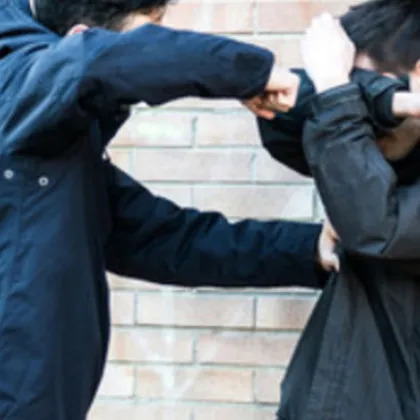 Побой над ученик в Перник, трима са задържани