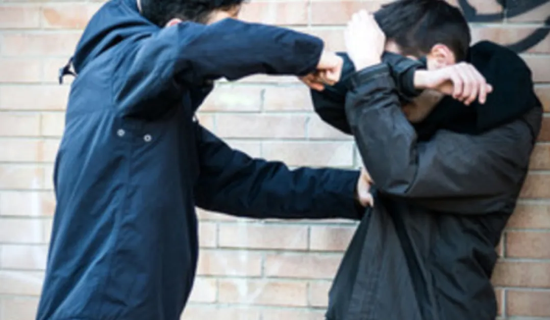 Побой над ученик в Перник, трима са задържани