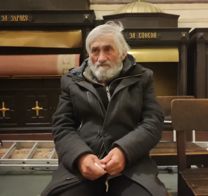 Призив за помощ: Дядо Стоян търси подслон за зимата