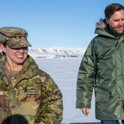 Датските разузнавателни служби обвиниха САЩ че използват икономическата си мощ