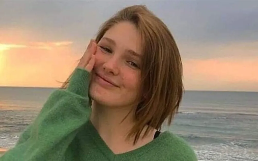 Затвор за парамедик, погребал жива тийнейджърка при "церемония на прераждане"