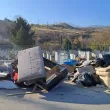 Нерегламентирано сметище край гробищен парк буди възмущение СНИМКА