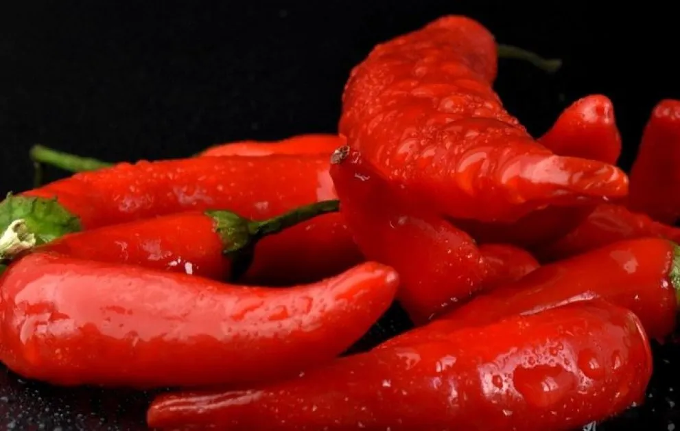 В наш затвор намериха чушлета, инжектирани със съмнителна течност