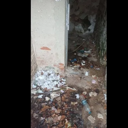 Фрапиращо състояние на градските тоалетни в парк Кайлъка в Плевен