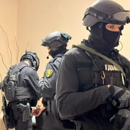 Удариха ОПГ в София! Откриха 400 000 евро и много ценности