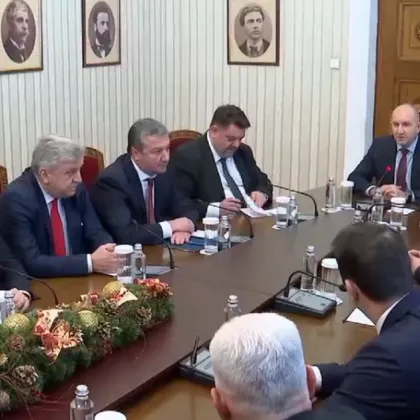 БСП на консултации при Радев: Не бихме участвали в разговори за нов кабинет ВИДЕО