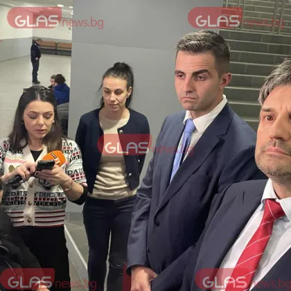 Повдигнаха две обвинения на директора на 138-о училище