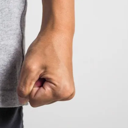 Двама маскирани пребиха мъж в Пловдив и избягаха