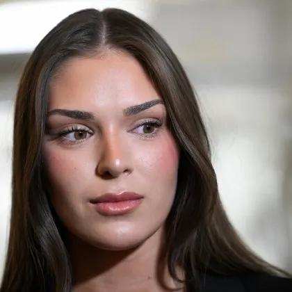 Финландското правителство е изправено пред силен натиск и обвинения в расизъм