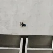 Котка е заклещена на странно място в сграда в Пловдив. Кой ще я спаси?