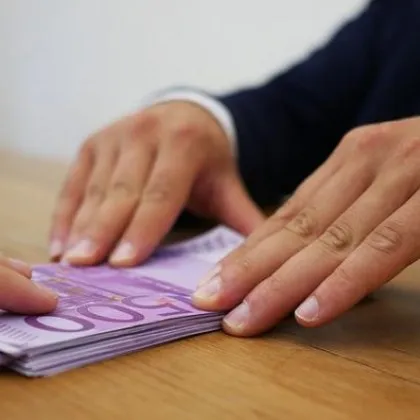 Държавата предприема решителни мерки срещу некоректните практики при отпускането на