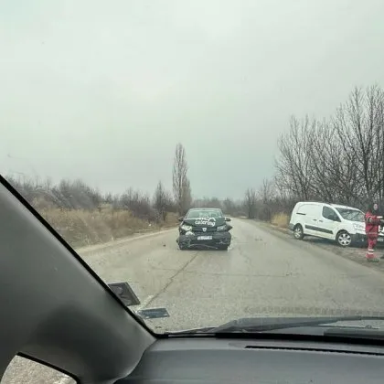 Катастрофа край София, има щети СНИМКИ