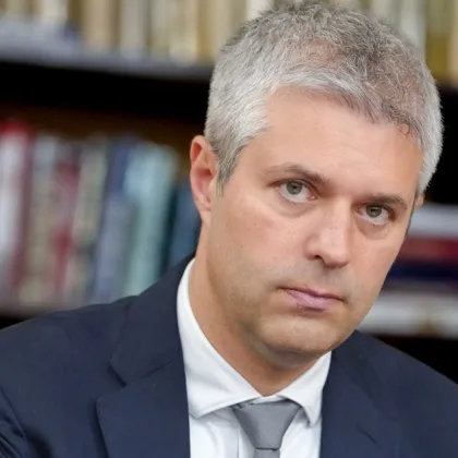 Кметът на Варна Благомир Коцев съобщи в своя фейсбук публикация че лично