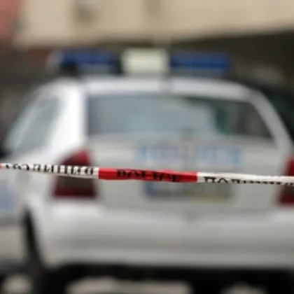 Разследват смъртта на млада жена в Дупница съобщиха от полицията В