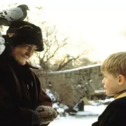 Актрисата изиграла емблематичната Дамата с гълъбите в Сам вкъщи 2