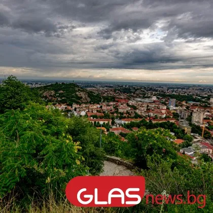 Валежите от дъжд ще обхванат западната половина от страната а