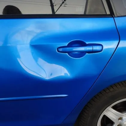 Предпразнично: Водач откри колата си помляна СНИМКИ