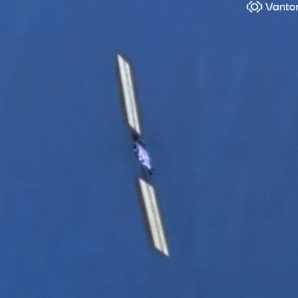 Миналата седмица SpaceX загуби контакт с един от своите спътници