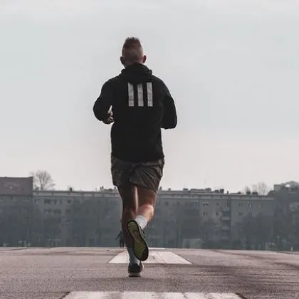 Вероятно сте чували твърдението че бягането разбива коленете и дори