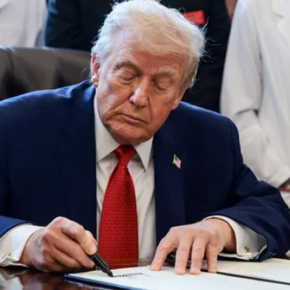 Администрацията на президента на САЩ Доналд Тръмп предприема мащабни кадрови