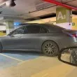 Лъскав седан успя да ядоса столичани с паркирането си СНИМКИ