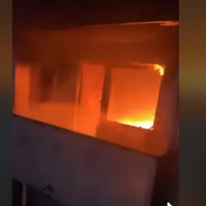 Пожар е пламнал вечерта на 23 декември в София съобщават