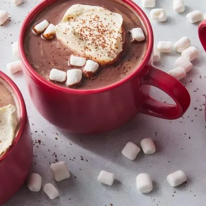 С настъпването на по студеното време и празничния сезон милиони хора