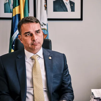 Синът на Болсонаро ще се кандидатира за президент на Бразилия