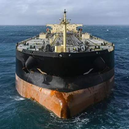 Иран е задържал чуждестранен петролен танкер близо до иранския остров