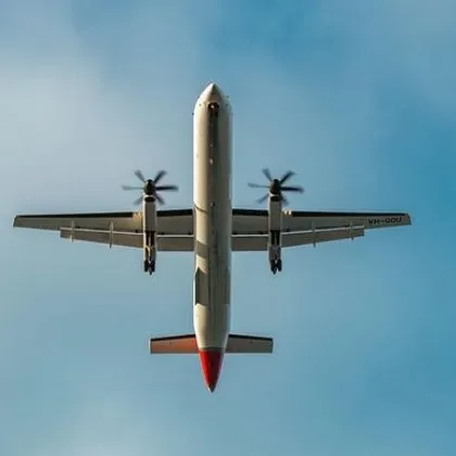 Полша временно затвори летищата в Жешов и Люблин след като