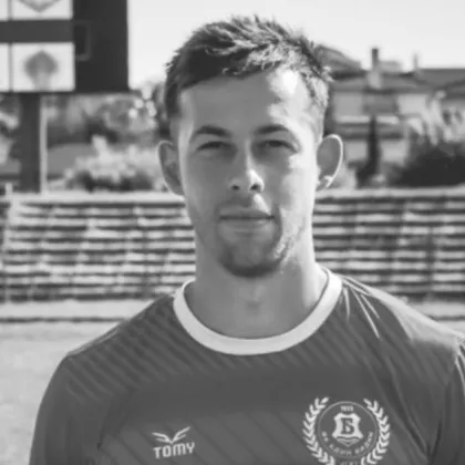 Футболист почина по време на благотворителен мач във Видин