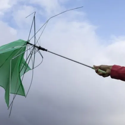 Жълт код за силен вятър в цялата страна на 30 декември