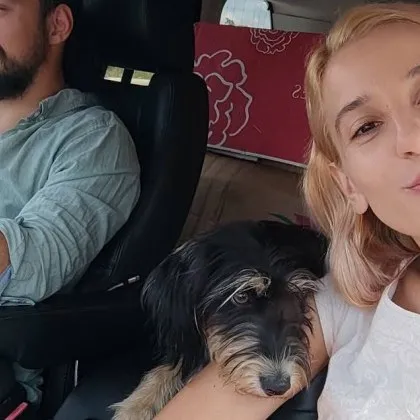 Разстреляха кучето на двойка, търсят справедливост СНИМКИ