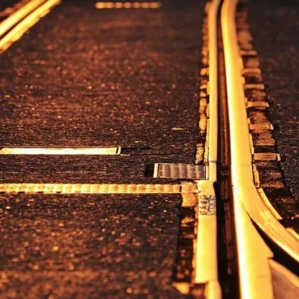 Влак помете човек край Атина