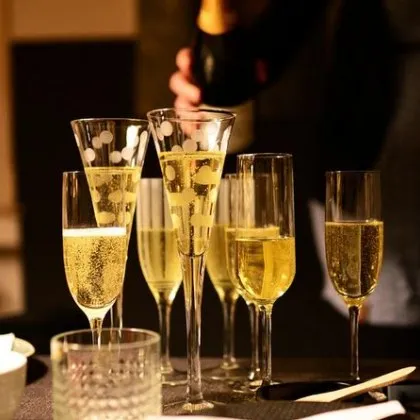 Има 6 златни правила за перфектната чаша шампанско за Нова година