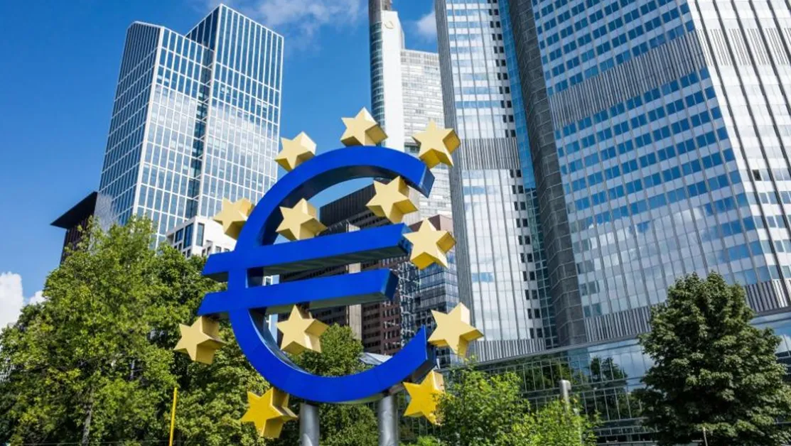 BBC: България изпревари по-очевидни и проспериращи кандидати за еврозоната