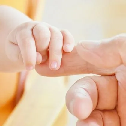 Шестмесечно бебе почина само дни след неправилно извършено обрязване а