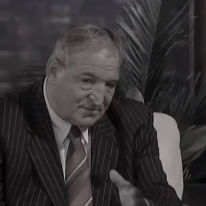 Телевизионният водещ и музикант Слави Трифонов публикува силно емоционално послание