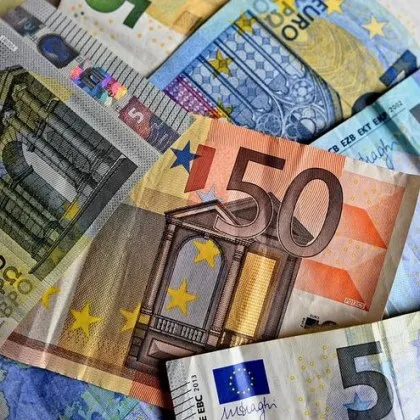 За 48 часа българите изтеглиха 18 млн. евро